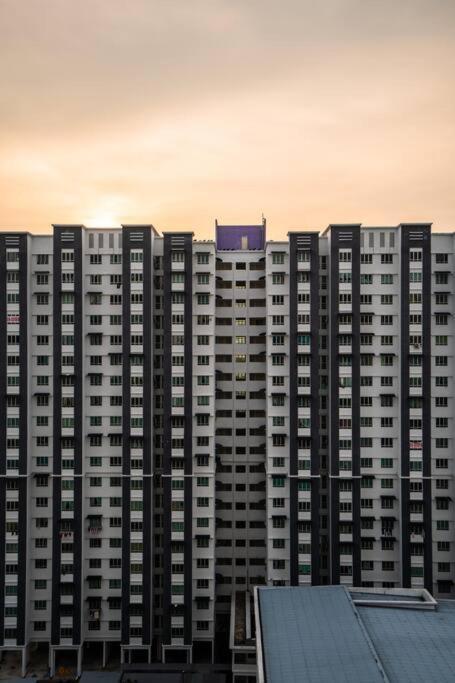 Moderm Spacious 6Pax S Pice Penang Bayan Lepas Zewnętrze zdjęcie