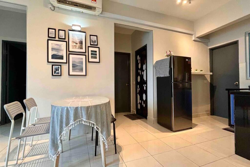 Moderm Spacious 6Pax S Pice Penang Bayan Lepas Zewnętrze zdjęcie