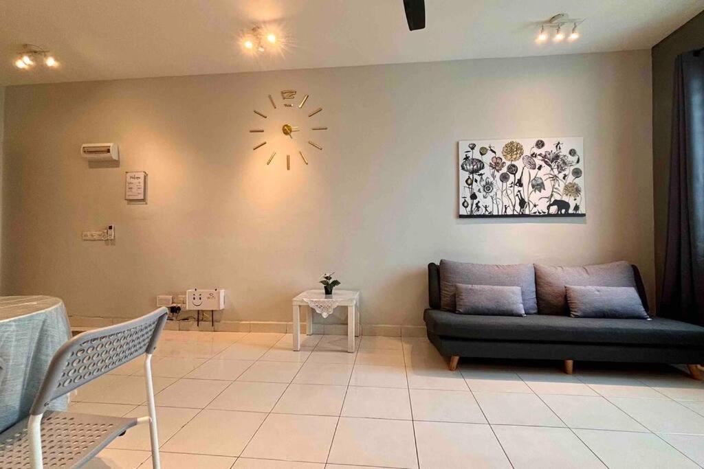 Moderm Spacious 6Pax S Pice Penang Bayan Lepas Zewnętrze zdjęcie