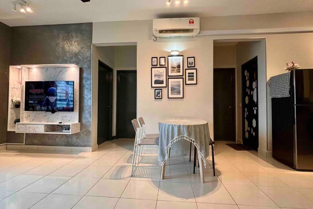 Moderm Spacious 6Pax S Pice Penang Bayan Lepas Zewnętrze zdjęcie